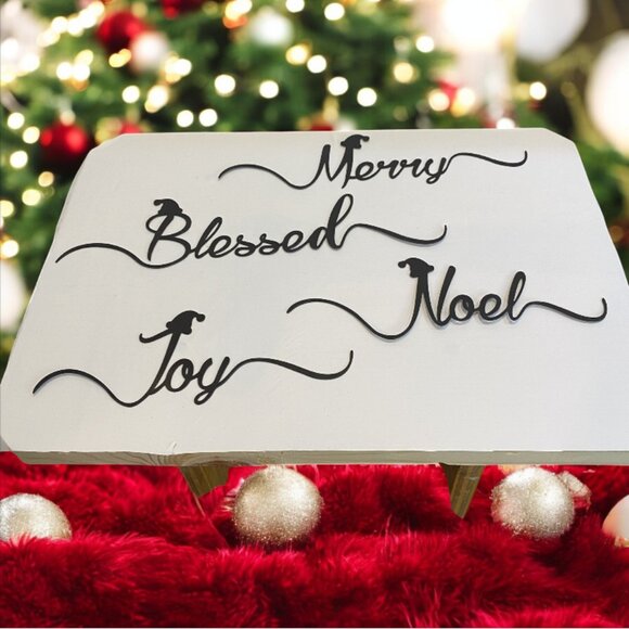 NEW CHRISTMAS TABLE DECOR -- Holiday Words, Good for Plating, Seat Assignments - Picture 10 of 10